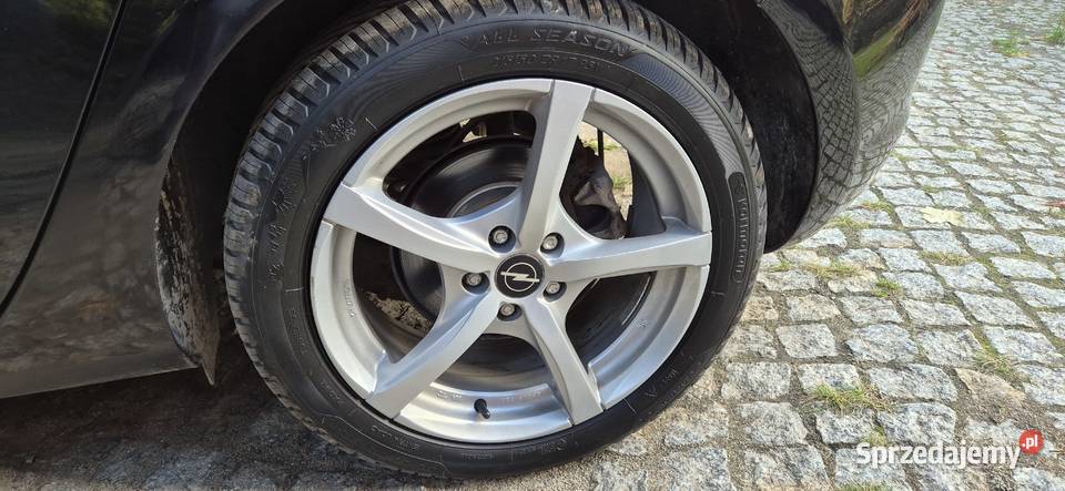 Opel Astra hatchback 16 Cosmo Biskupice