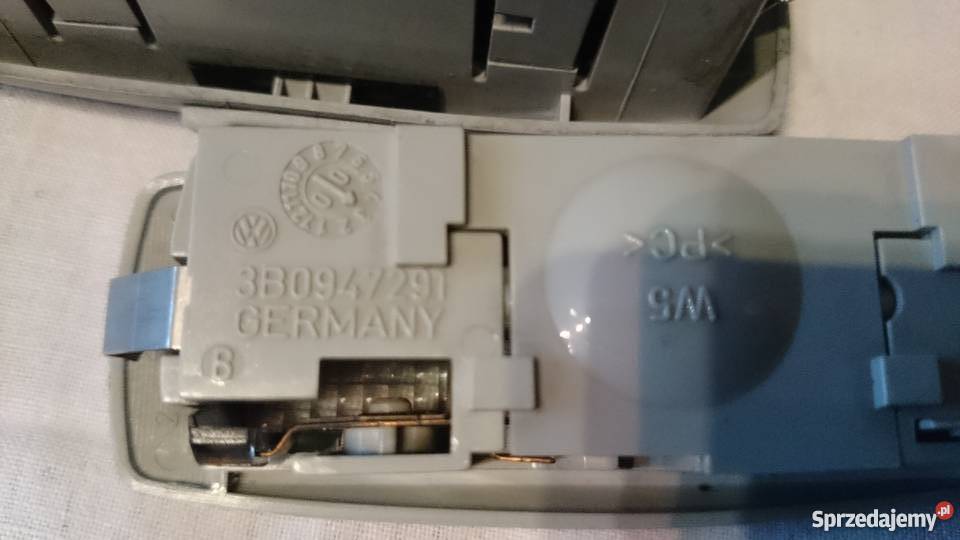 Lampki podsufitki tył Seat Leon Toledo VW Golf Jaworzno sprzedam