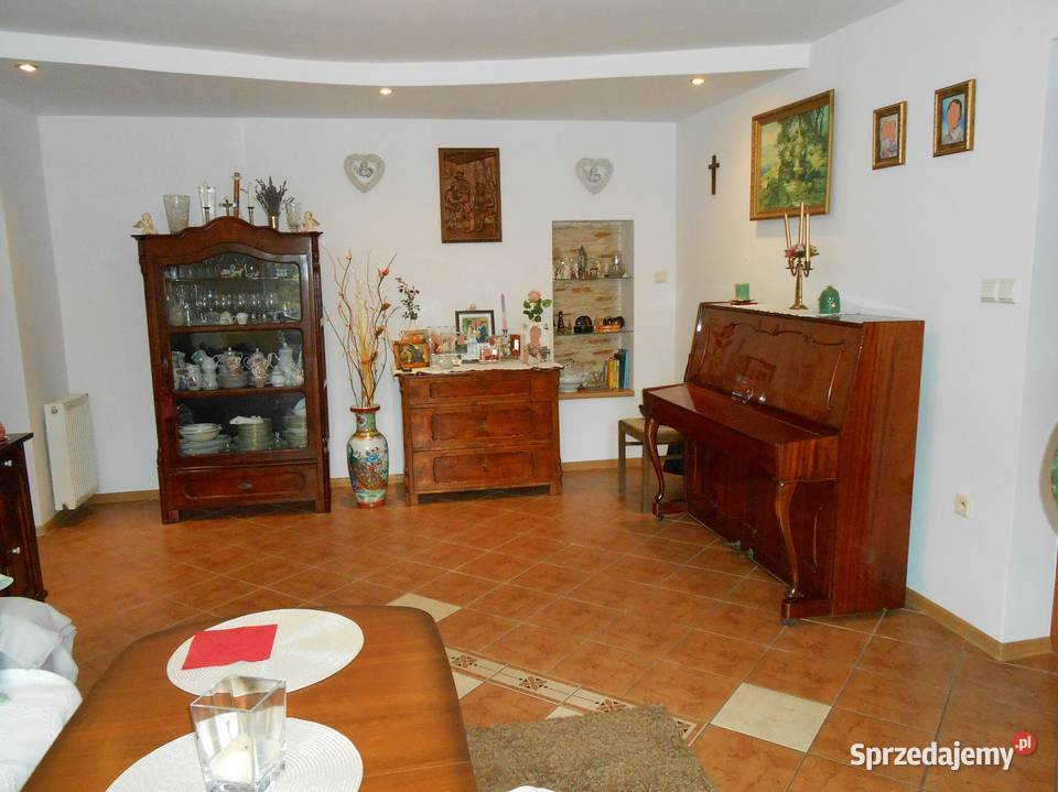 Kamienna Góra dom z ogrodem 640