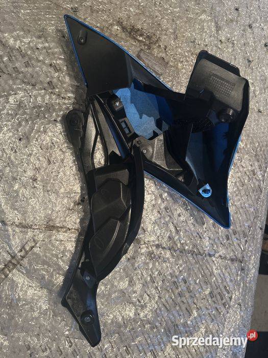 Suzuki GSXS 125 Bok Boczek Czasza Wypełnienie Poznań