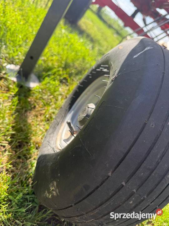 Zgrabiarka Karuzelowa MetalTechnik 350 lubelskie Huszcza sprzedam