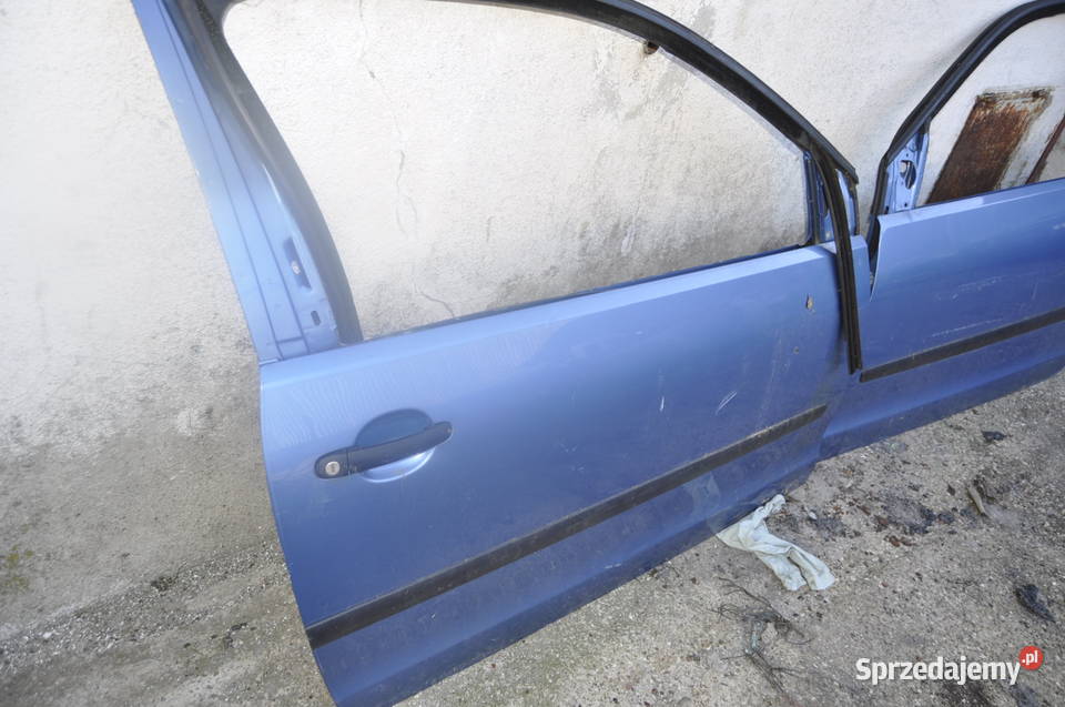 VW POLO 9N DRZWI PRAWE SPRZEDAM KPL Sierakowice