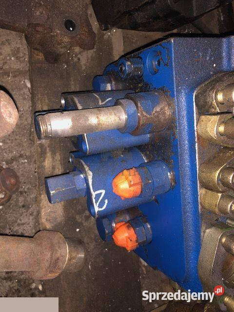Liebheer L550 Rozdzielacz Hydrauliczny