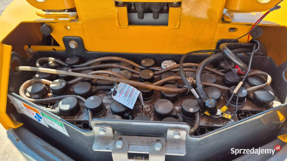 platforma robocza 2018 Haulotte STAR 10 Osprzęt roboczy Warszawa