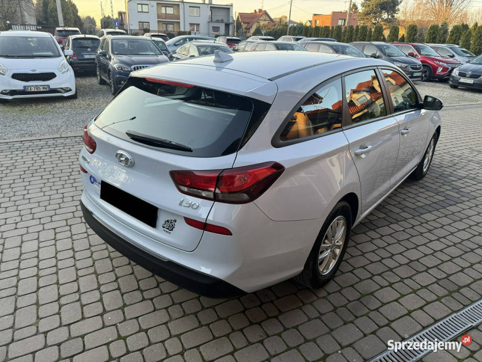 Hyundai i30 14 100 Klima Navi Kamera Koła Orzech