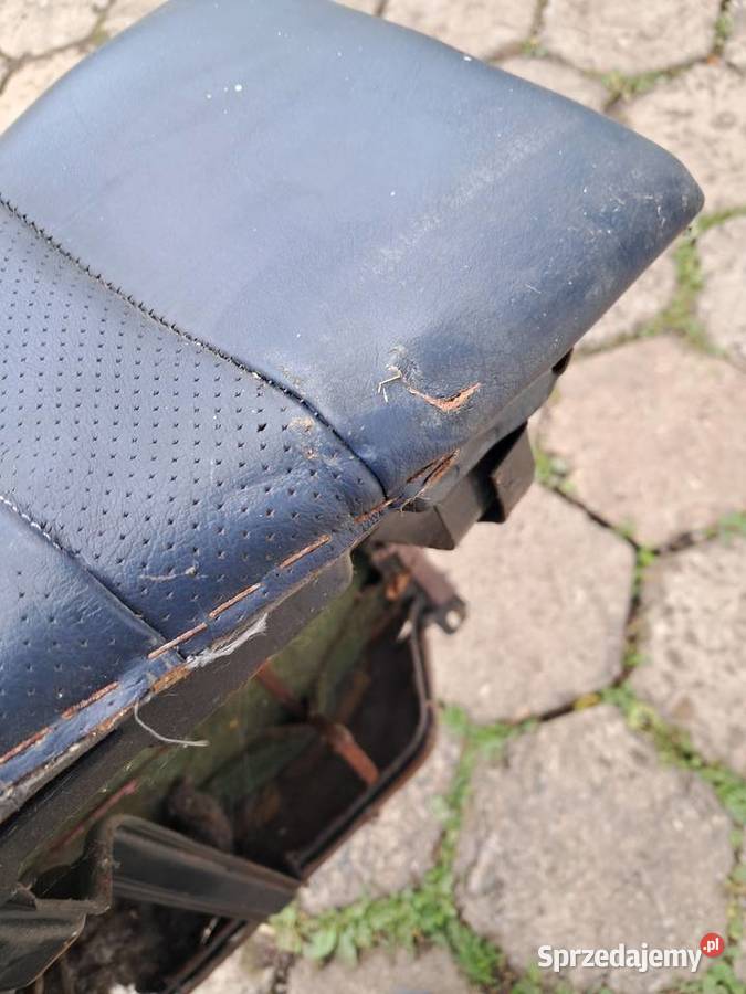 OPARCIE KANAPY TYLNEJ MERCEDES 107 SLC Fotele i kanapy Cieszyn