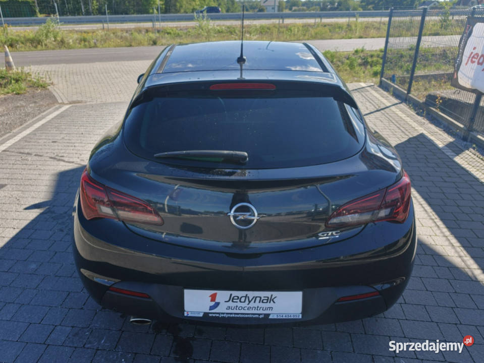Opel Astra GTC J 20092019 Lipówki