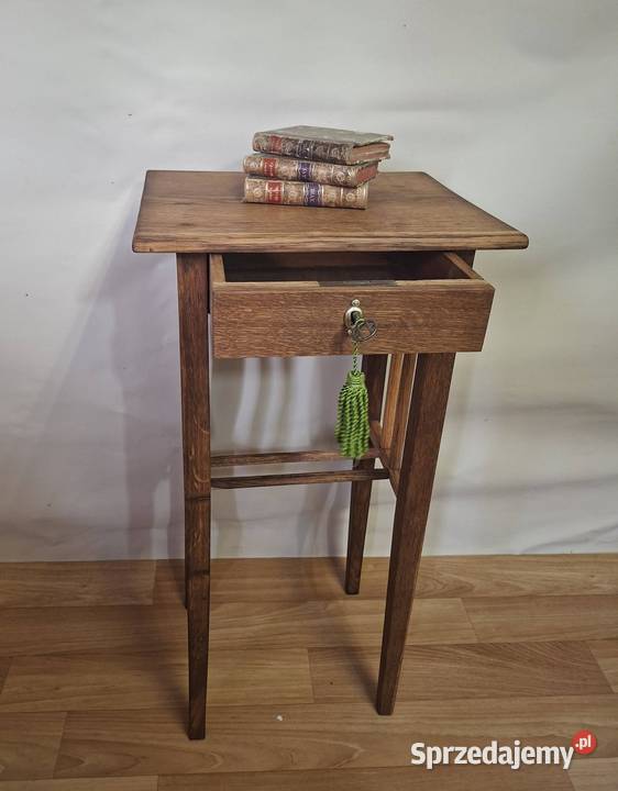 Stoliki kwietniki niciaki drewniane dębowe Mirsk