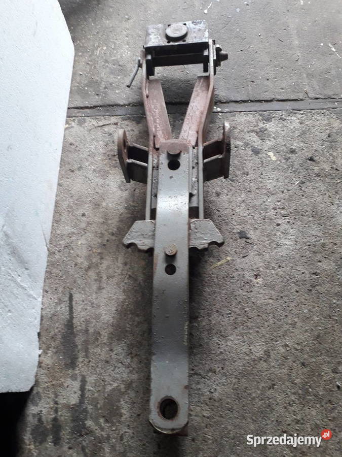 Zaczep dolny Ursus C 330M C 330 C 335 Skłoby