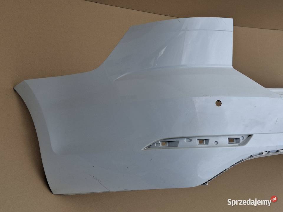 VW GOLF VII 7 LIFT KOMBI ZDERZAK TYŁ TYLNY PDC Bieleń