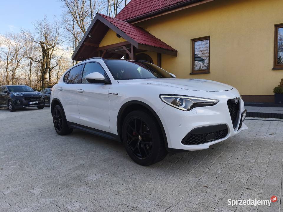 Alfa Romeo Stelvio Veloce Ti Q4 4x4 niski benzyna Radziechowy