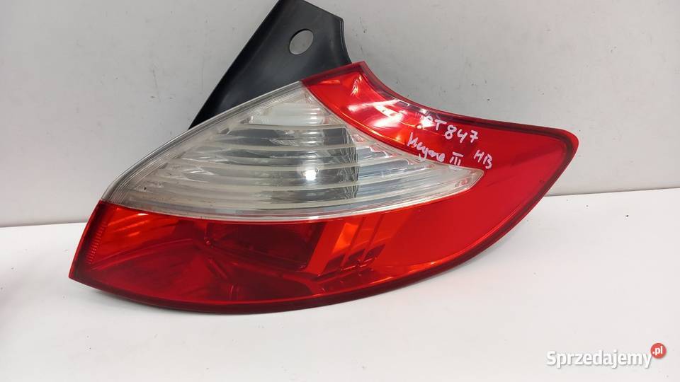 RENAULT MEGANE III HB LAMPA TYŁ PRAWA Zbierkowo