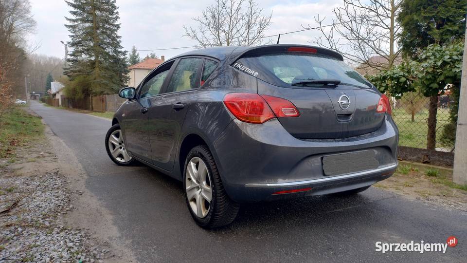 Opel Astra J benzyna 14 pierwszy właściciel sprzedam