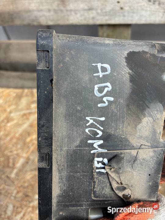 Pompka Zamka Centralnego Audi 80 B4 Kombi Pozostałe Wisznice