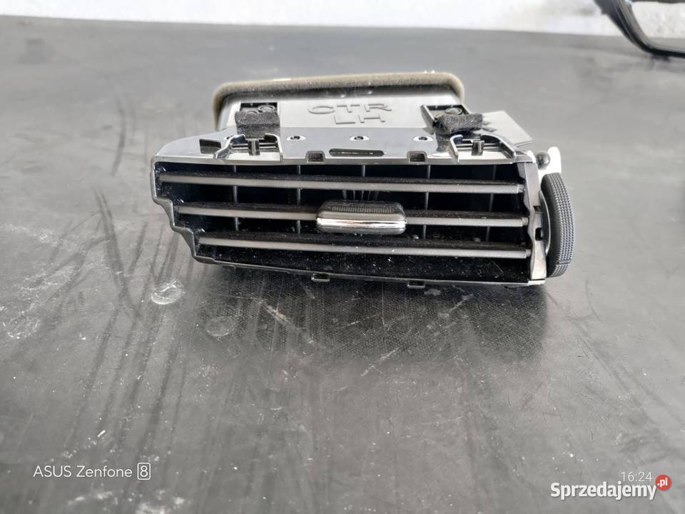 Kratka nawiewu środkowa NISSAN Qashqai j11 osobowe Złoczew sprzedam