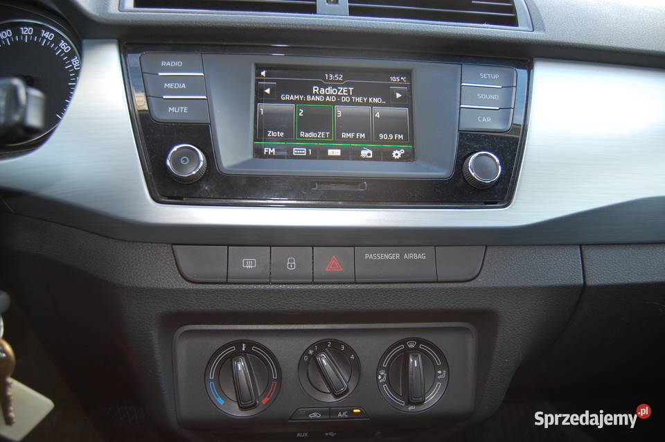 SKODA FABIA 10 75 Rok produkcji 2015 dolnośląskie Lubin