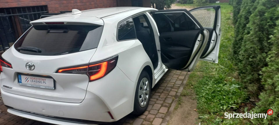 Toyota Corolla 12 T Tempomat aktywny Kamera Cof tempomat Corolla Gdańsk