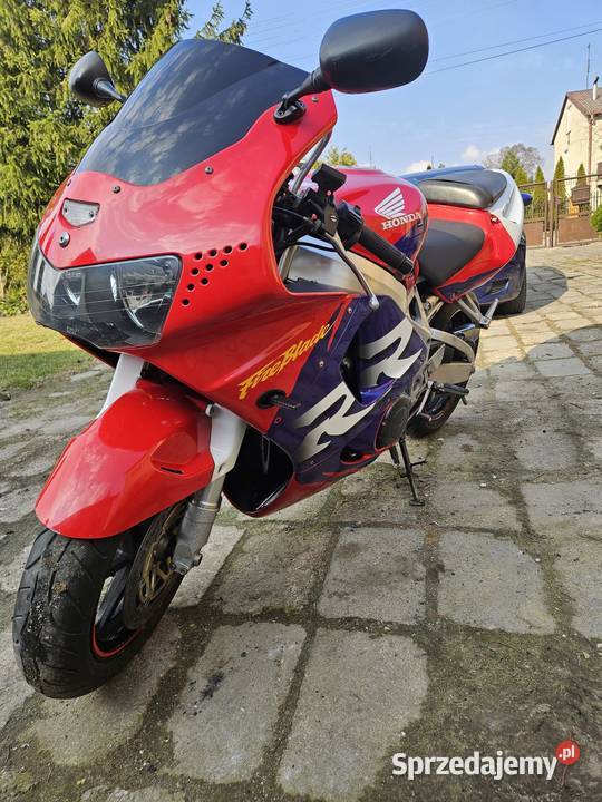 Honda CBR 900rr SC33 Rok produkcji 1999 mazowieckie Grójec sprzedam