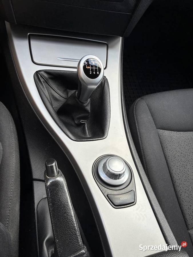 BMW Serii 3 E90 2006 20 Benzyna LPG Hak