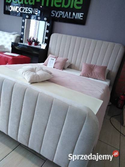 Łóżko tapicerowane Eris 140x200 z pojemnikiem