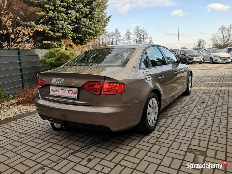 Audi A4 20TDI 136 Klimatr Tempomat Ledy LIFT Bi Strzegom