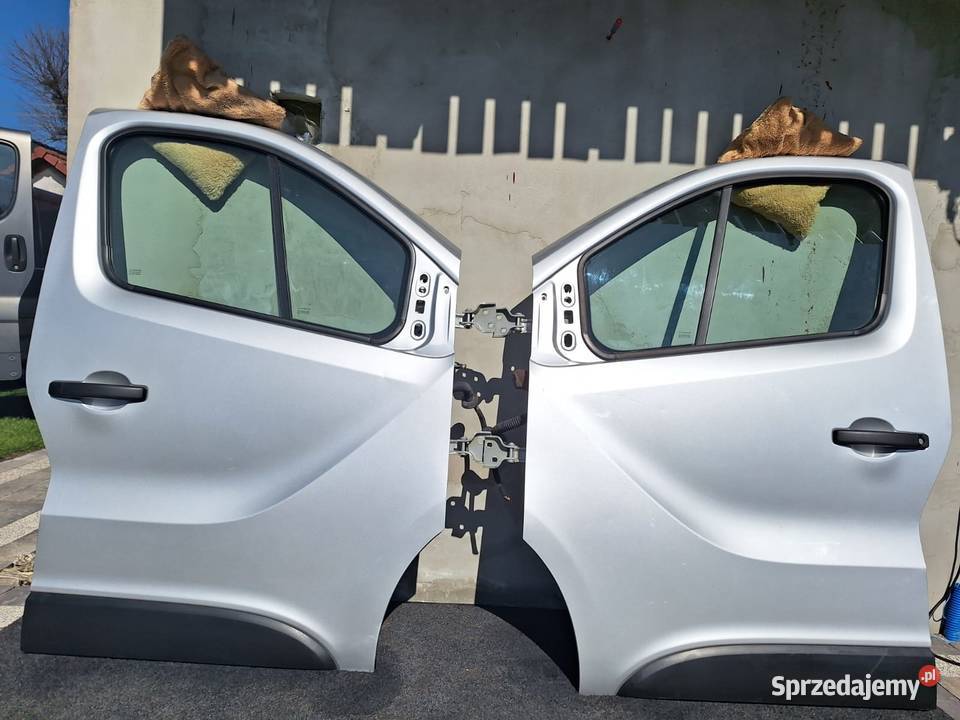 DRZWI LEWE PRZEDNIE TRAFIC VIVARO 2014r opolskie