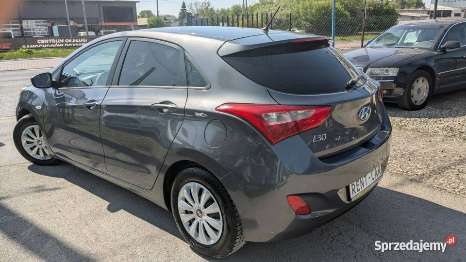 Hyundai i30 14i100OPŁACONYBezwypadkowy kurtyny powietrzne Częstochowa
