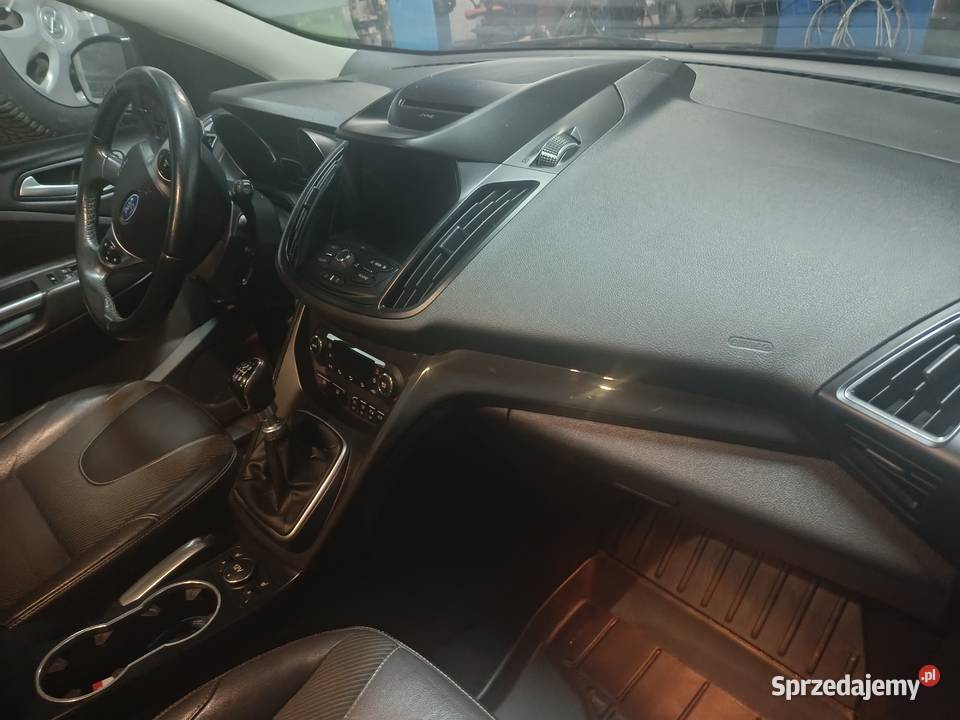 Ford Kuga 20TDCI 180 Sama Parkuje2016 Miechów-Charsznica