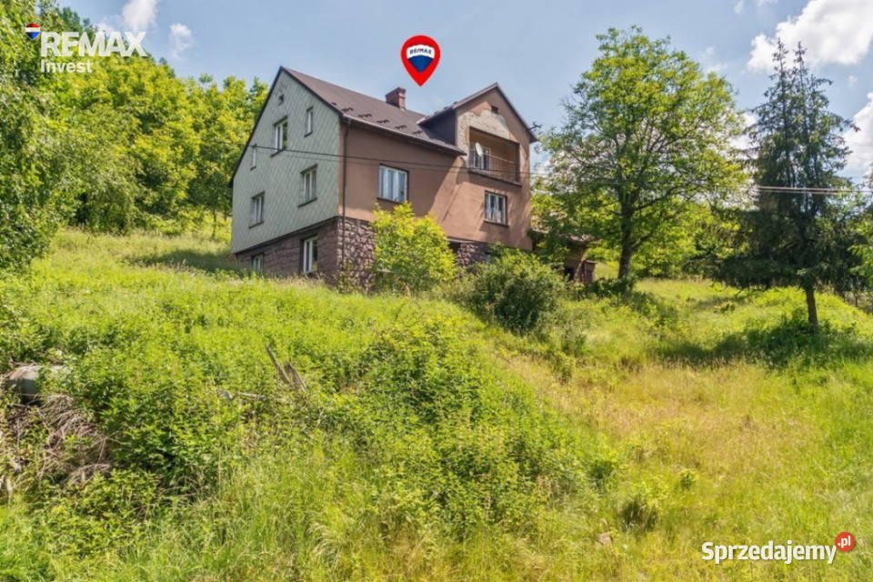 Dom w Tresnej z dużą działką 6 421 m Tresna