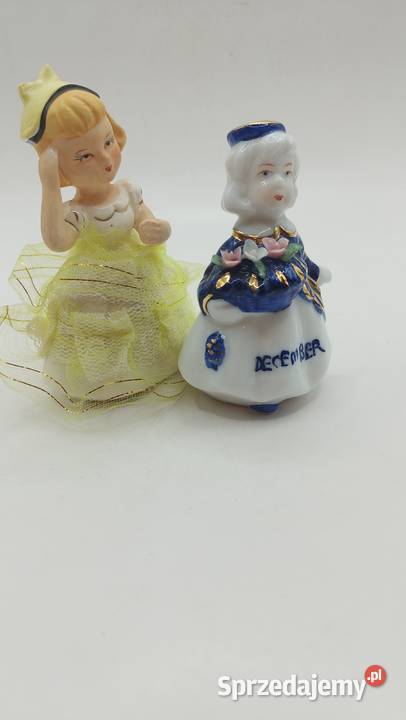 Dwie figurki dziewczynek miesiące sprzedam