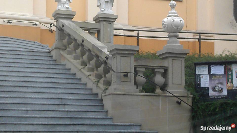Tralka balustrada z piaskowca Przemyśl