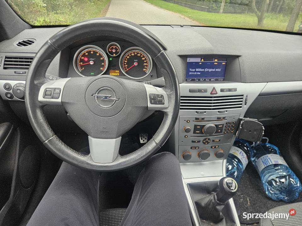 Astra H GTC OPC line 1 16 115 światła przeciwmgielne