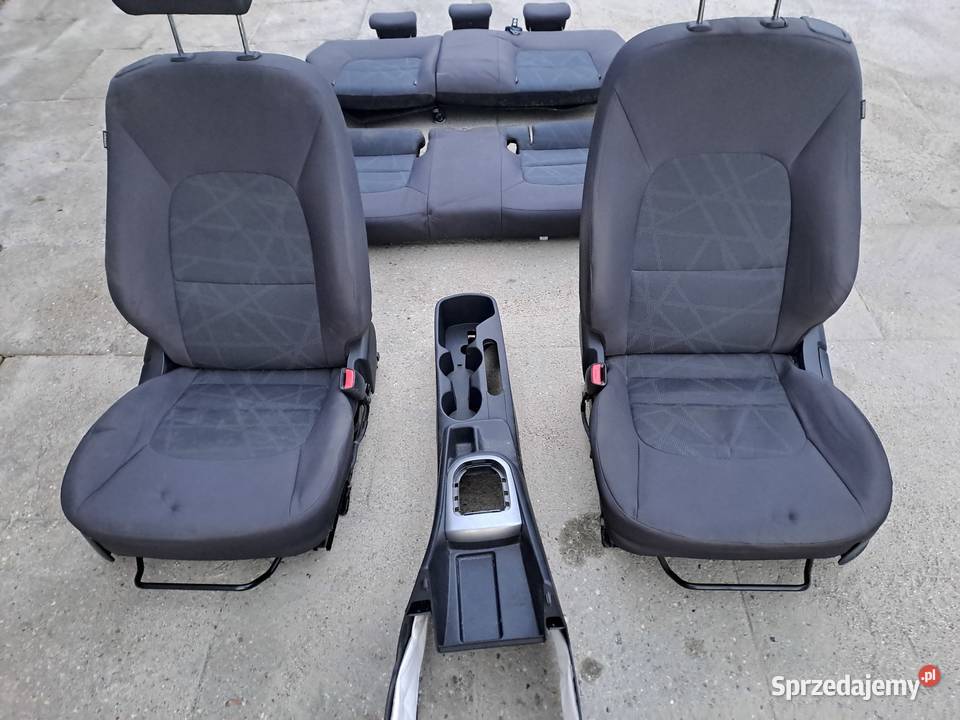 Kia Rio III 20112017r HB 3D komplet foteli sprzedam