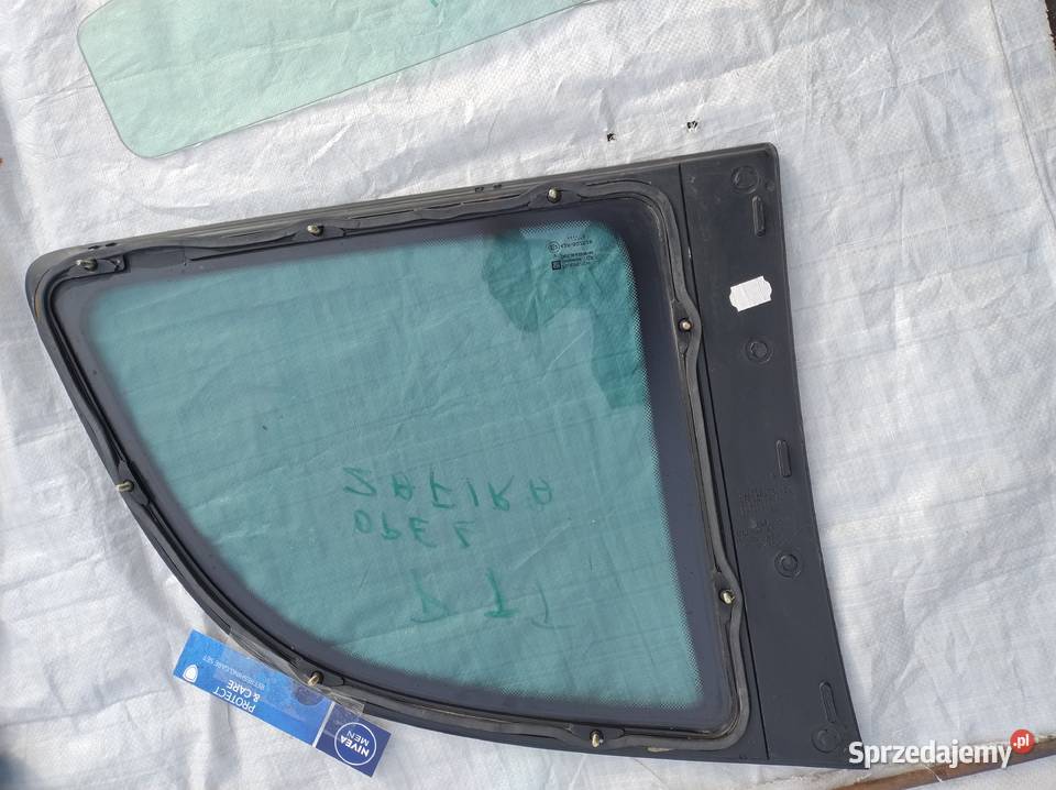 Szyba karoseryjnA przykręcana tylna lewa i prawa Karoseryjne sprzedam