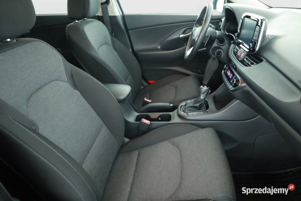 Hyundai i30 15 TGDI MHEV centralny zamek Katowice