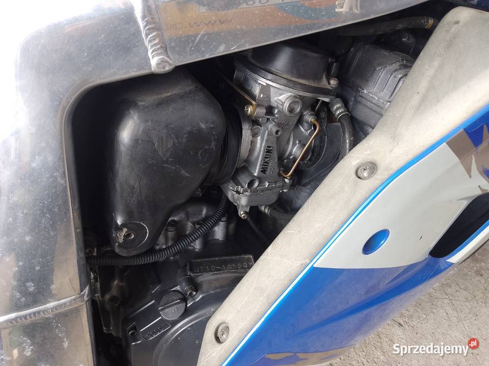 Suzuki GSXR 1100 92r w całości na części Sandomierz sprzedam
