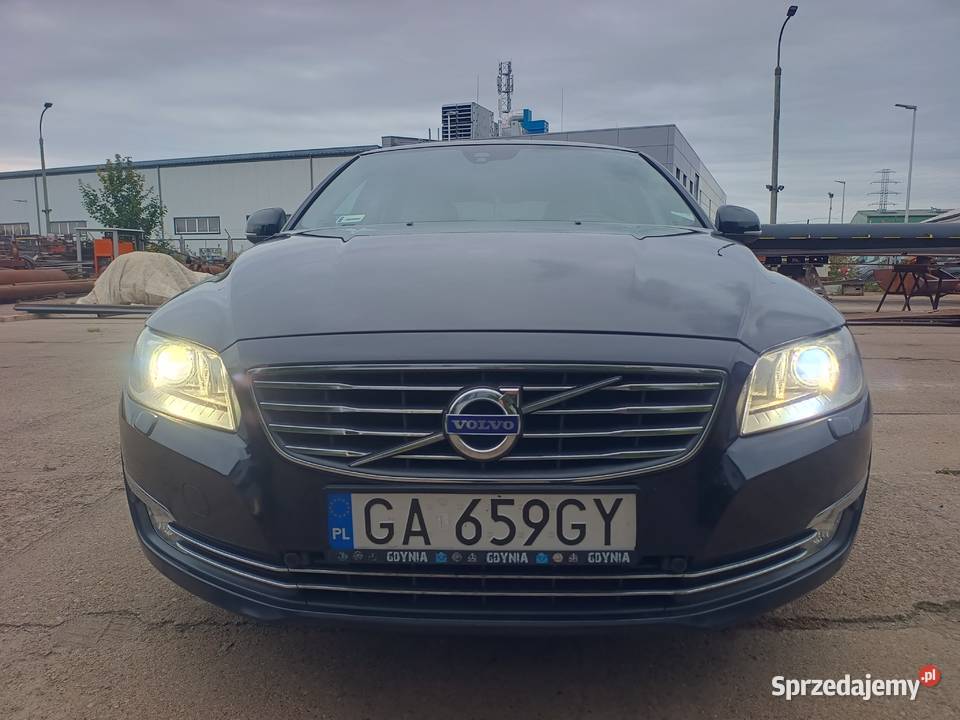 Volvo V70 D4 Geartronic Summum 2015 181 V70 Gdynia sprzedam