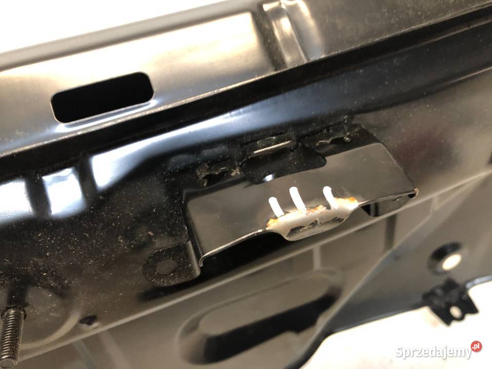 TOYOTA COROLLA E14 E15 032007062010 PAS TYLNY Skarżysko-Kamienna sprzedam