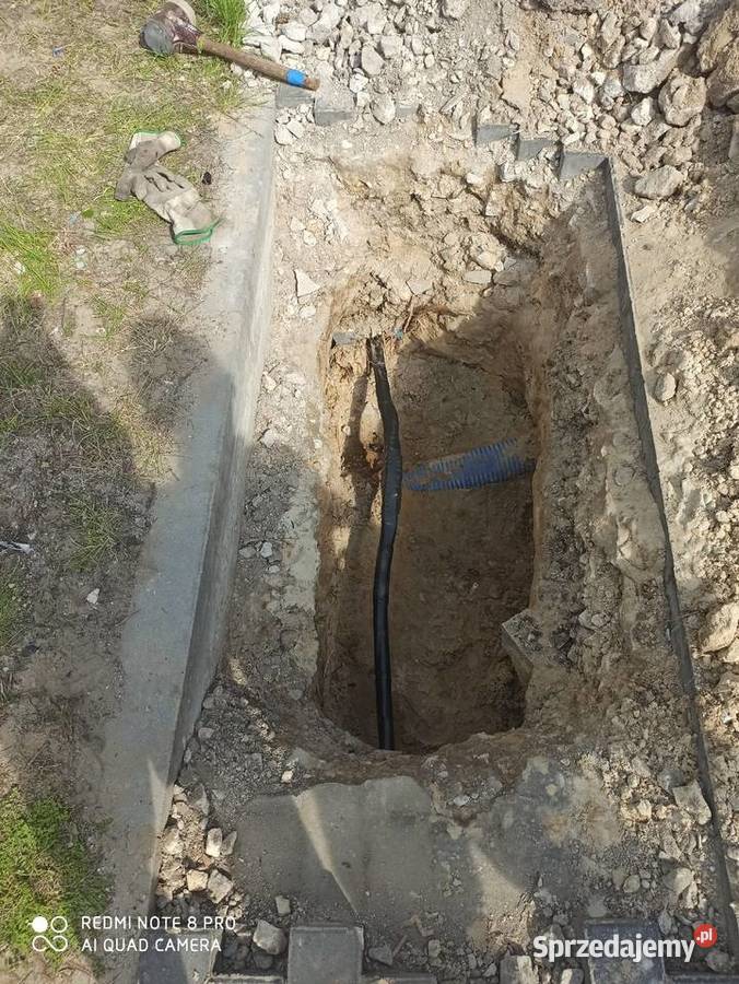 usługi minikoparką wywrotka roboty ziemne Piotrków Trybunalski