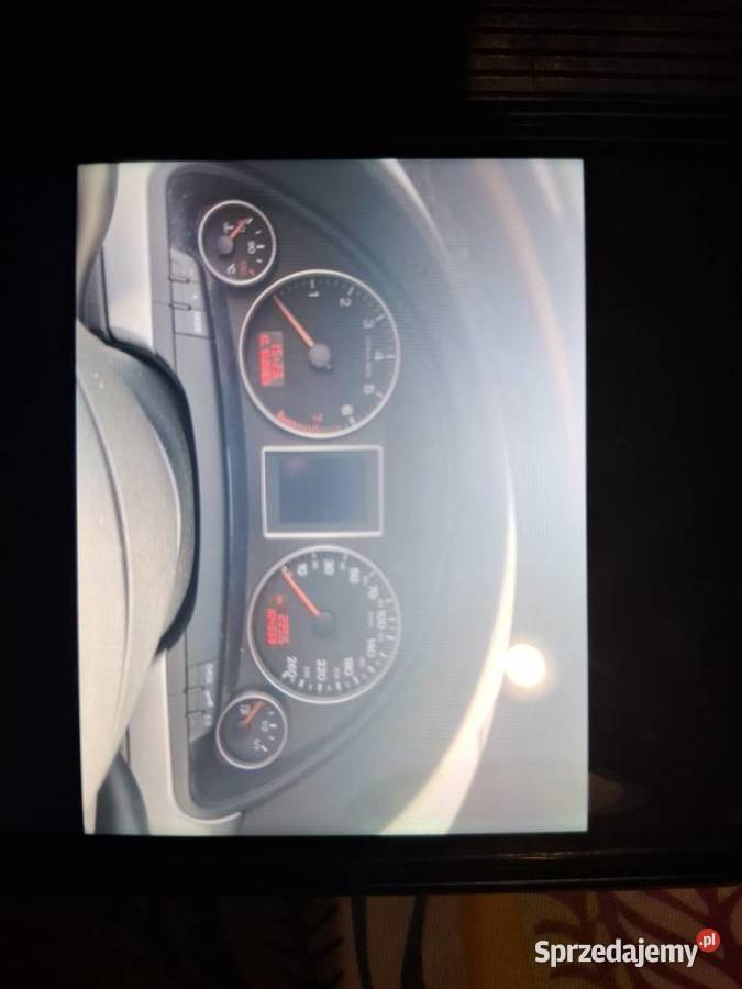 Audi A4B7 2007 16 benzyna 102 sedan przebieg