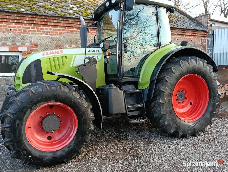 Claas Arion 640