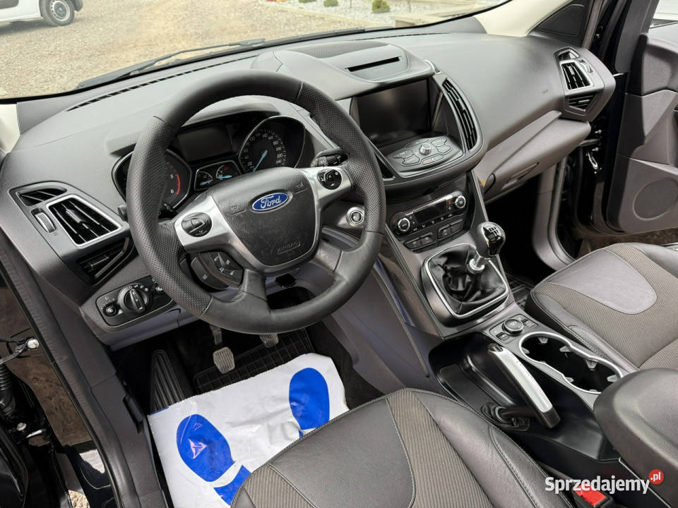Ford Kuga Śliczna Lift Navi 3D Solar Dach czujnik zmierzchu Samochody osobowe