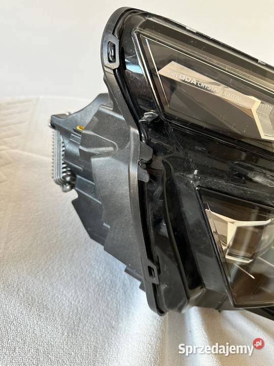 Skoda Kamiq Lampa Prawa Przód Full Ful LED