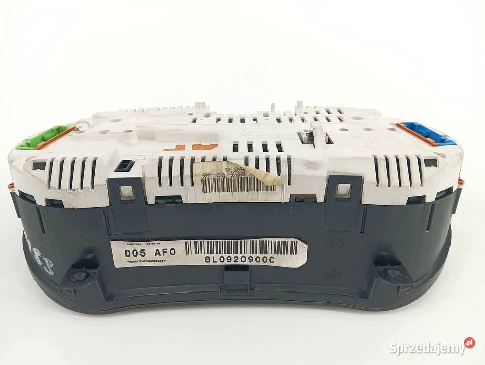 LICZNIK 8L0920900C 16 B 100 Audi A3 I 19962003 Rok produkcji 1999
