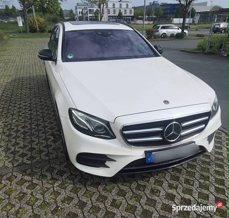 MercedesBenz e400d 4MATIC AMG Linie Narol