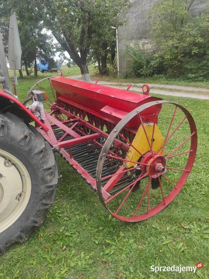 Siewnik zbożowy 21 lejkowy nieuszkodzony Jaźwiny