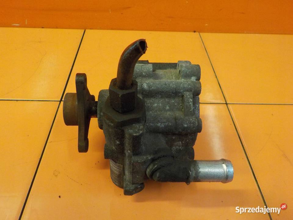 TRAFIC VIVARO 20 DCI EURO 5 13r 114 pompa sprzedam