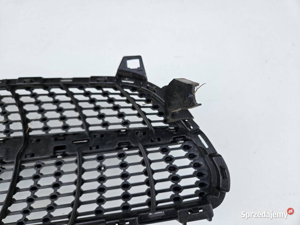 MERCEDES W176 LIFT GRILL ATRAPA ZDERZAKA PRZÓD wielkopolskie Międzychód