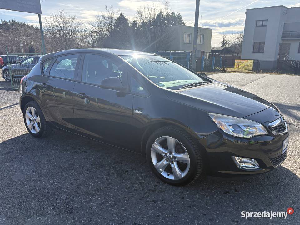 Silnik 1400 140 Bezwyp Klima Nawigacja I sprzedam