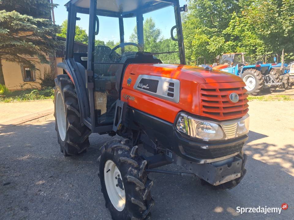 Kubota L270